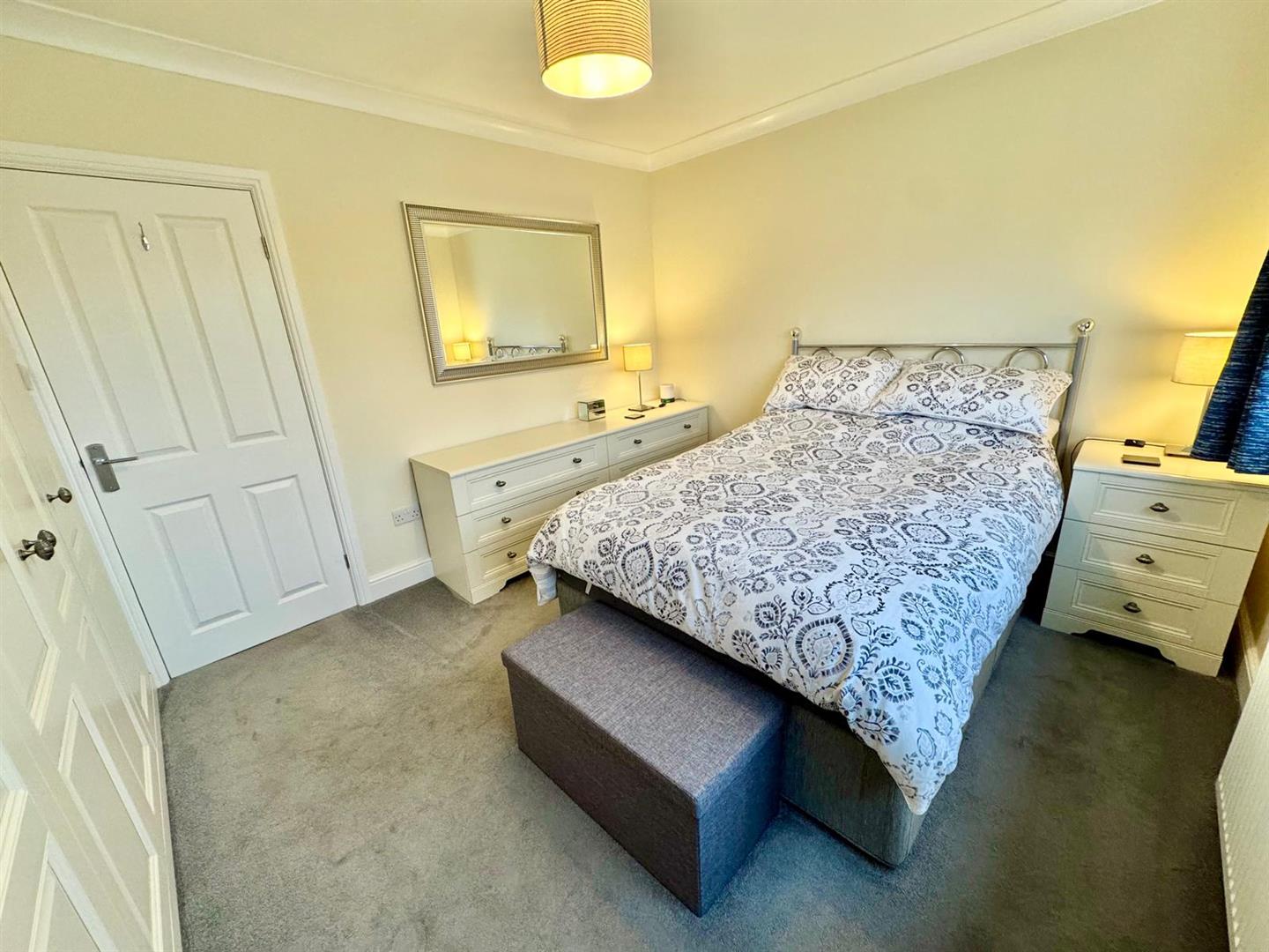 PHOTO-2025-12-17-14-10-22 (4).jpg